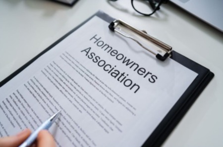 What to Look For in an HOA