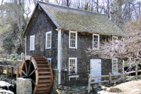 Stony Brook Grist Mill: Brewster History