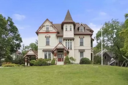 Dorchester Mansion is Former New Kids on the Block Home