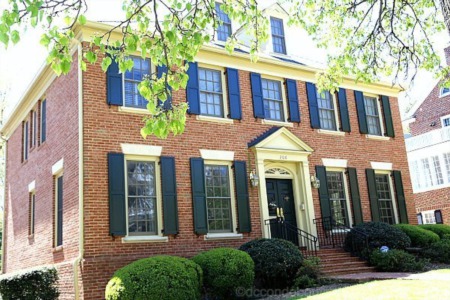 Former Streetcar Suburb Rosemont is a Cozy Place to Call Home