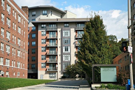 The Connecticut Offers Modern Amenities in Cleveland Park