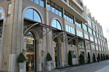 Washington Harbour Condos: Luxury Waterfront Living