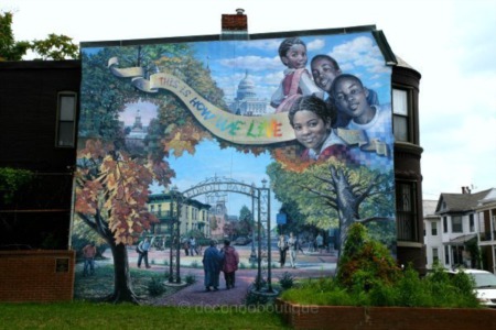 Street Murals Dominate These Popular Neighborhoods