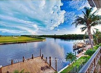 Cape Coral Waterfront Homes Sell For a Premium