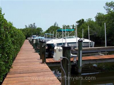 Catalpa Cove: Fort Myers Boating Paradise
