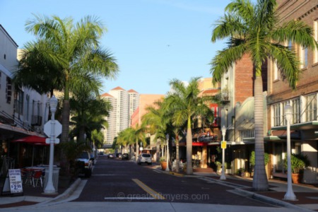 Downtown Fort Myers Buzzing