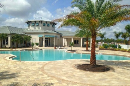 Amenities Front & Center at Lindsford