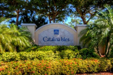 Catalina Isles Offers Homes Surrounded by Three Lakes