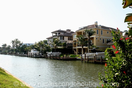 Conners Offers Boating on Vanderbilt Beach