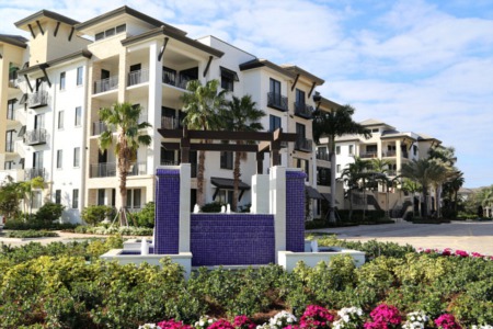 Naples Square Nearing Sellout