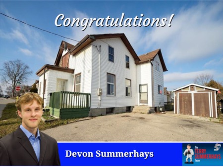 Congratulations to our Awesome Clients on the Purchase of their New Home at 17 Park Ave in Brantford!