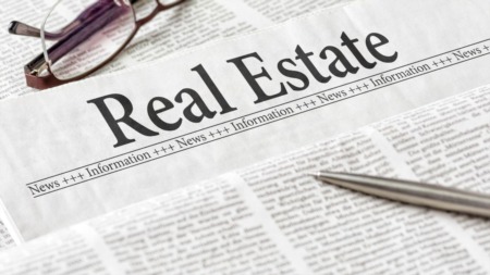 What Experts Are Saying About the 2023 Housing Market