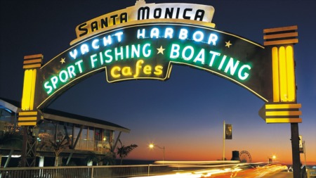 Living in Santa Monica - Here's What it's Like  [Insider's Guide]