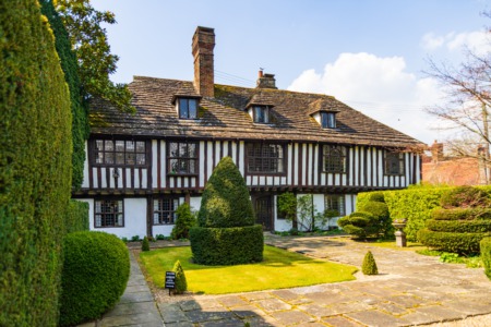 Home Architecture Styles in Kenilworth