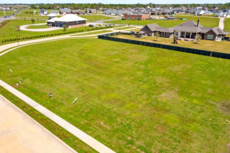 For Sale: Lot 11 Rue Bourbeaux, Thibodaux, LA 70301