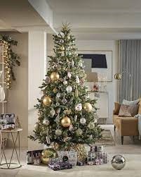 Five Christmas Tree Trends of 2021
