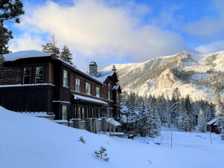 Beautiful Home In the Bluffs!