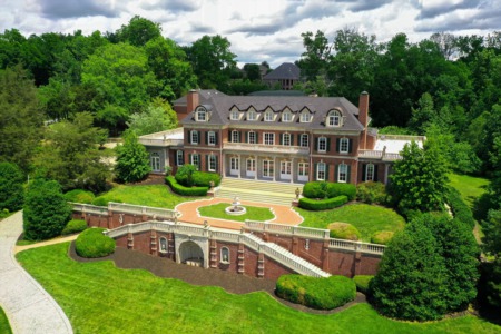 Step Into Timeless Elegance: Explore 9600 Concord Rd, Middle Tennessee's Most Photographed Home