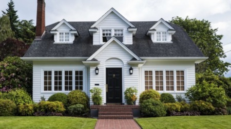14 Things Smart Homeowners Do Before Going on Vacation