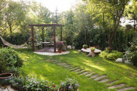 8 Things That Are Always Worth the Extra Money for Your Backyard