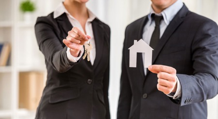 Thinking of Buying or Selling in Redding? Hire a Local Professional!