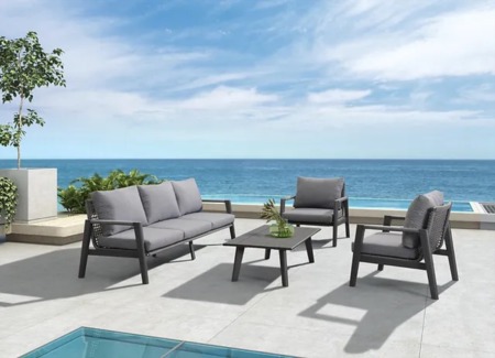 The Ultimate Guide to Outdoor Furniture Materials for Miami's Tropical Climate