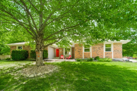 416 N Washington St: Remodeled Ranch in Raymore, MO