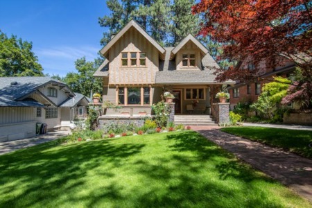 Want to sell your house? Price it right!