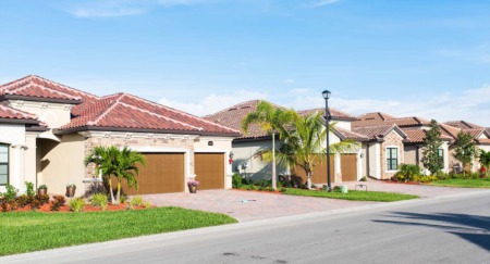 Here are the 3 Main Reasons Why Families are Moving to Venice, Florida