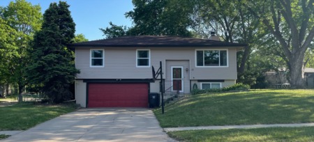 2531 Cheshire S, Lincoln, NE, 68512