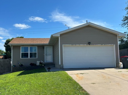 2013 Independence Drive, Lincoln, NE, 68521