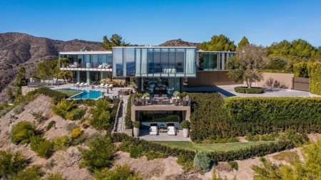 Luxury Home Sales Over $ 100M Spike !