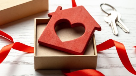 Great Housewarming Gifts for New Homeowners!