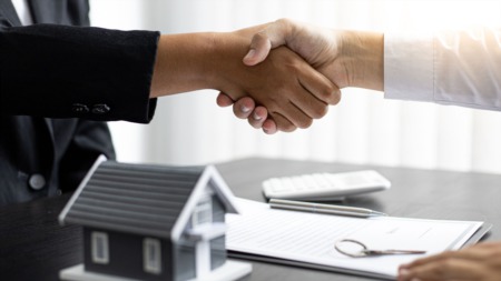 Five Tips to Keep the Deal Moving as a Seller