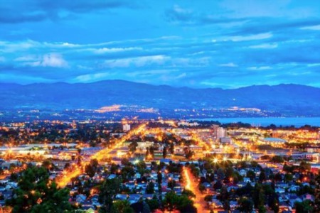 Kelowna Neighbourhood Guide - What You Need to Know!
