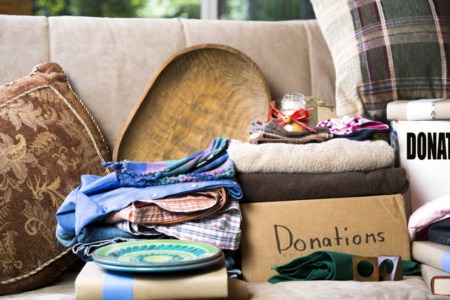 10 Easy Ways to Declutter Your Home