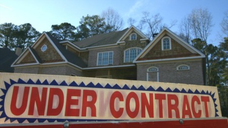 What Does Under Contract Mean In A Real Estate Listing?