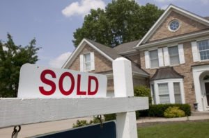 Want Top Dollar for Your Home? Hire a Real Estate Pro