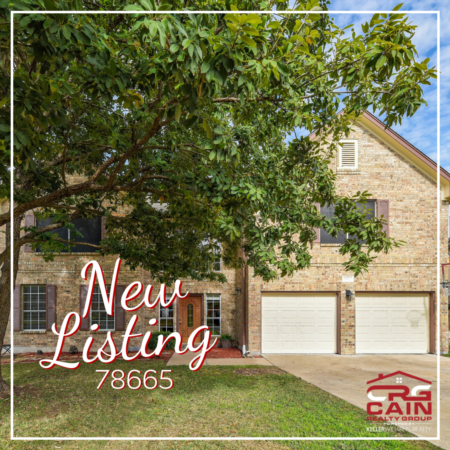 Lovely Home with Pool and Hot Tub in Round Rock TX Just Listed!  