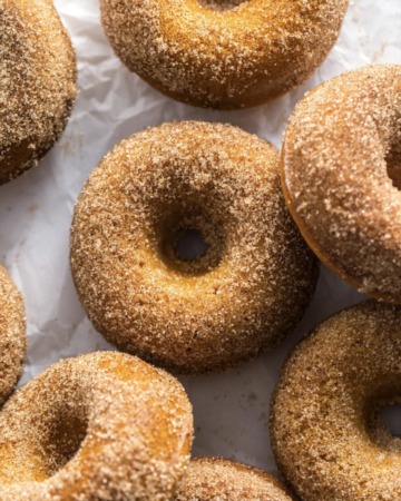 Pumpkin Spice Donuts