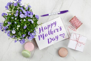Ways to Celebrate Mom on Mother's Day 2019