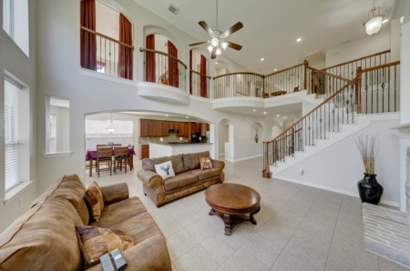 How Should You Price Your Home? 