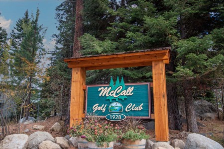 Reasons to buy a vacation home in McCall, ID
