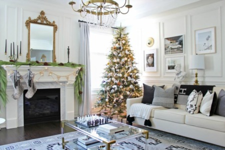 Ho Ho Home! Uncover the Benefits of Selling During the Holidays