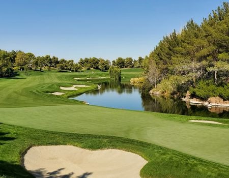 Drive, Chip, and Putt: The Ultimate Guide to Golf Courses in New Braunfels, Texas