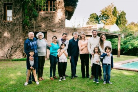 More People Are Finding the Benefits of Multigenerational Households Today