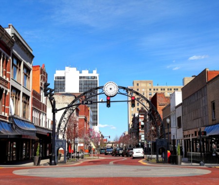 Relocating to Evansville, IN: Tips for a Smooth Transition