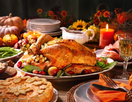 Stress-Free Holiday Hosting: A Step-by-Step Guide for Thanksgiving