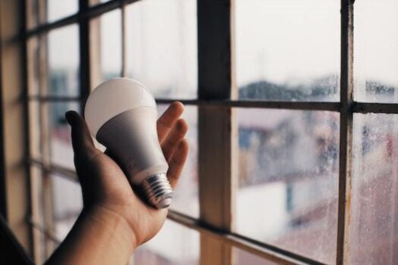 A Smart Homeowner's Guide to Free Energy Efficiency Upgrades in Canada