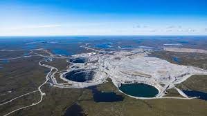 Ekati Diamond Mine Extension to 2040 and its effects on the Yellowknife economy